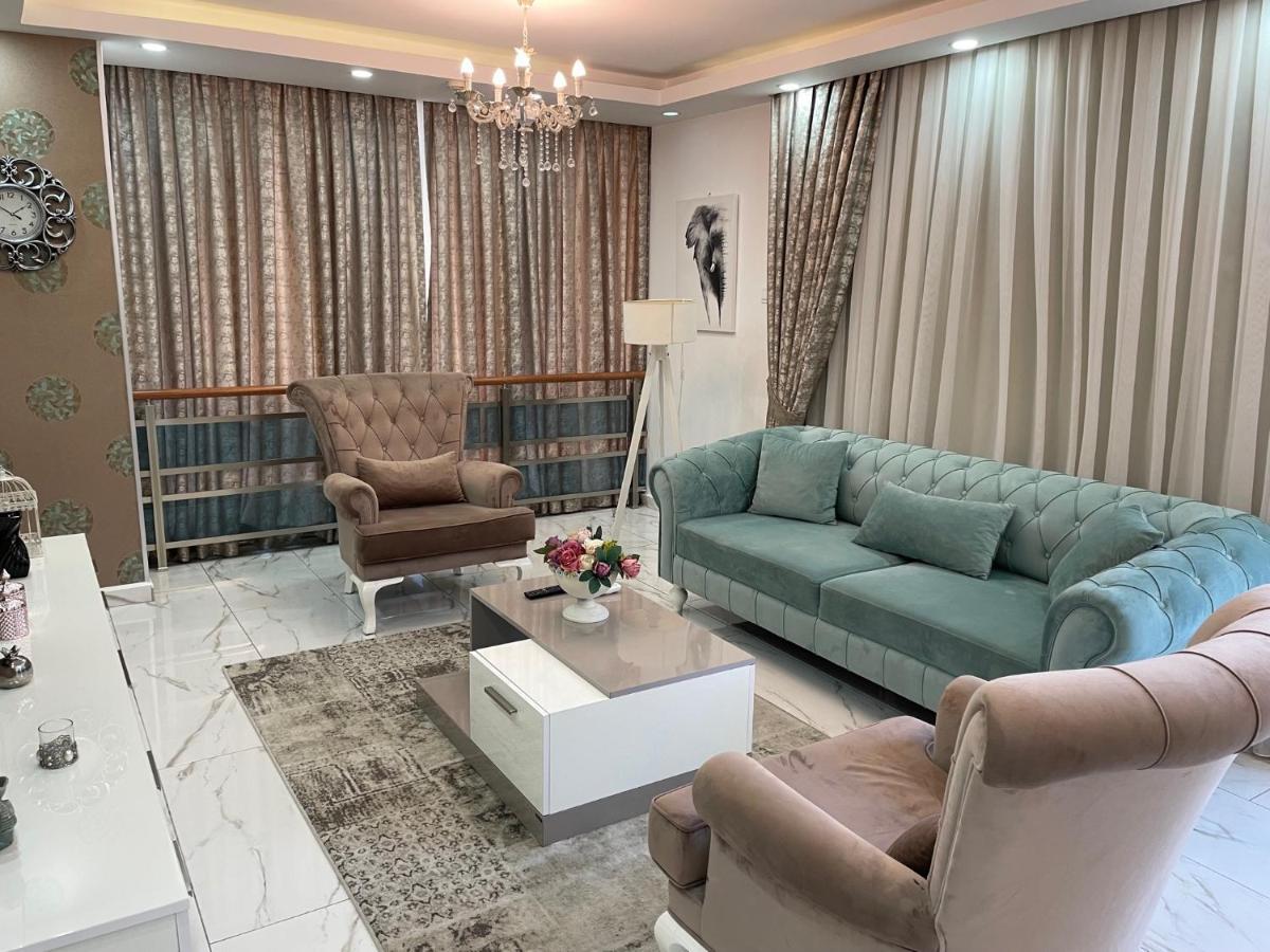 Апартаменты Elegant 2+1 Flat In The Heart Of Kyrenia + Wifi Экстерьер фото