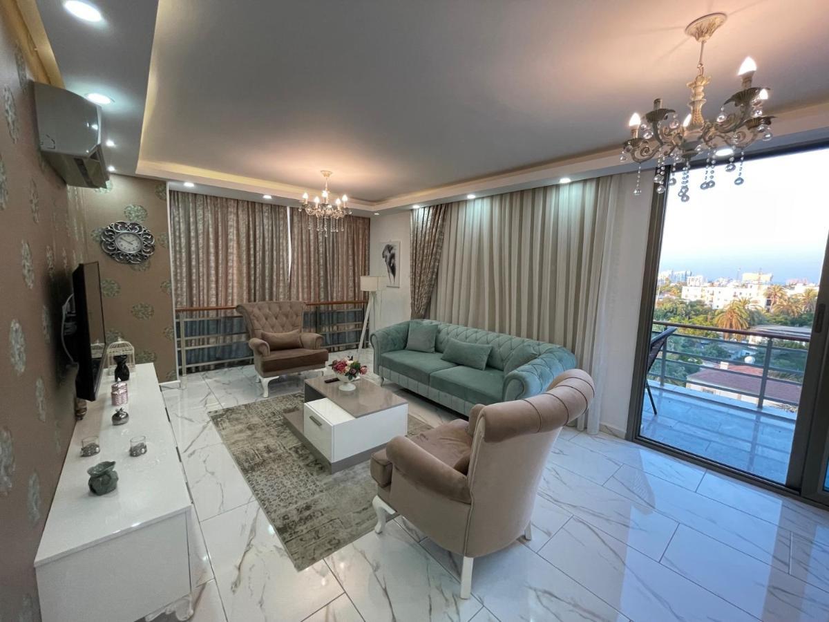 Апартаменты Elegant 2+1 Flat In The Heart Of Kyrenia + Wifi Экстерьер фото
